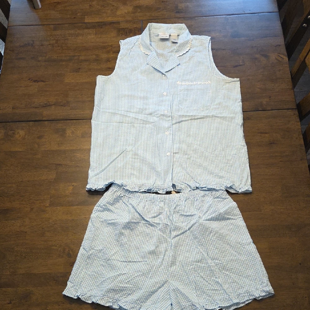 Bobbie Brooks Light Blue and White PJ Set - L